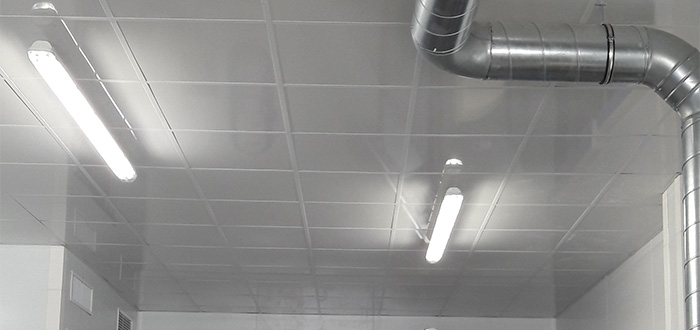 rénovation du plafond de la cuisine d'un laboratoire alimentaire 2